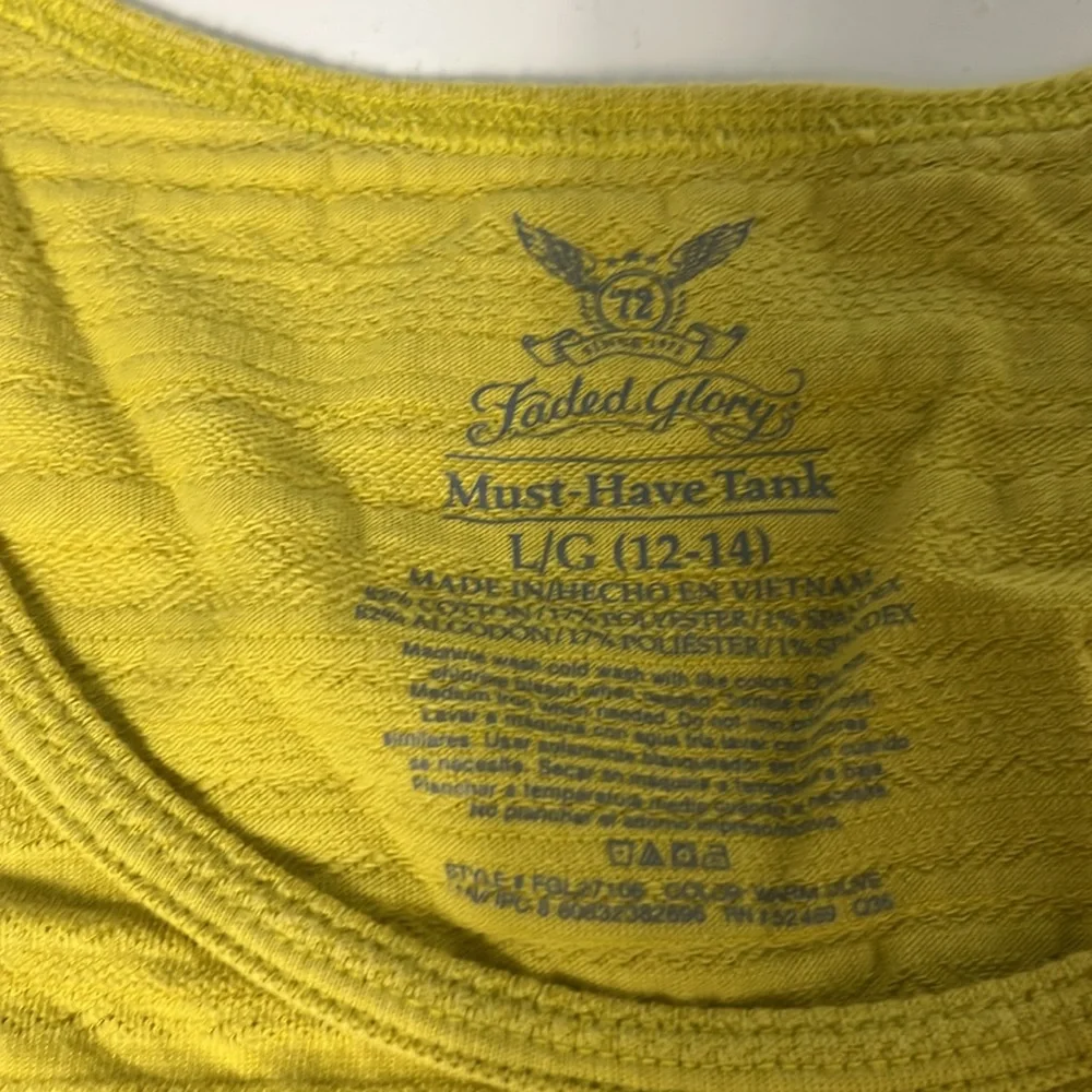 Faded Glory Large Must Have Yellow Textured sleeveless Tank Top